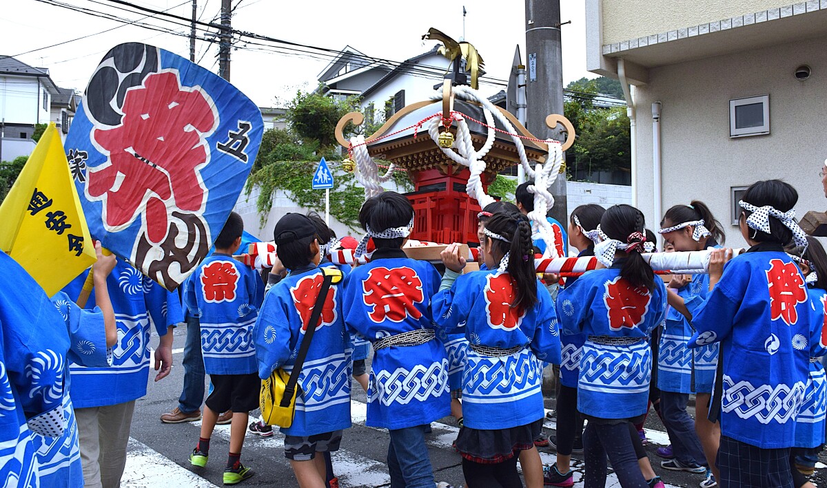 子ども神輿：五所塚まつり