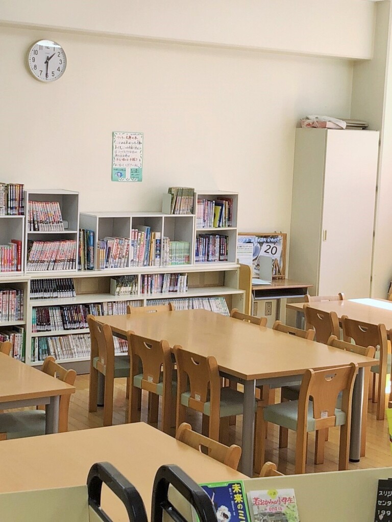 土橋小学校（図書室開放）