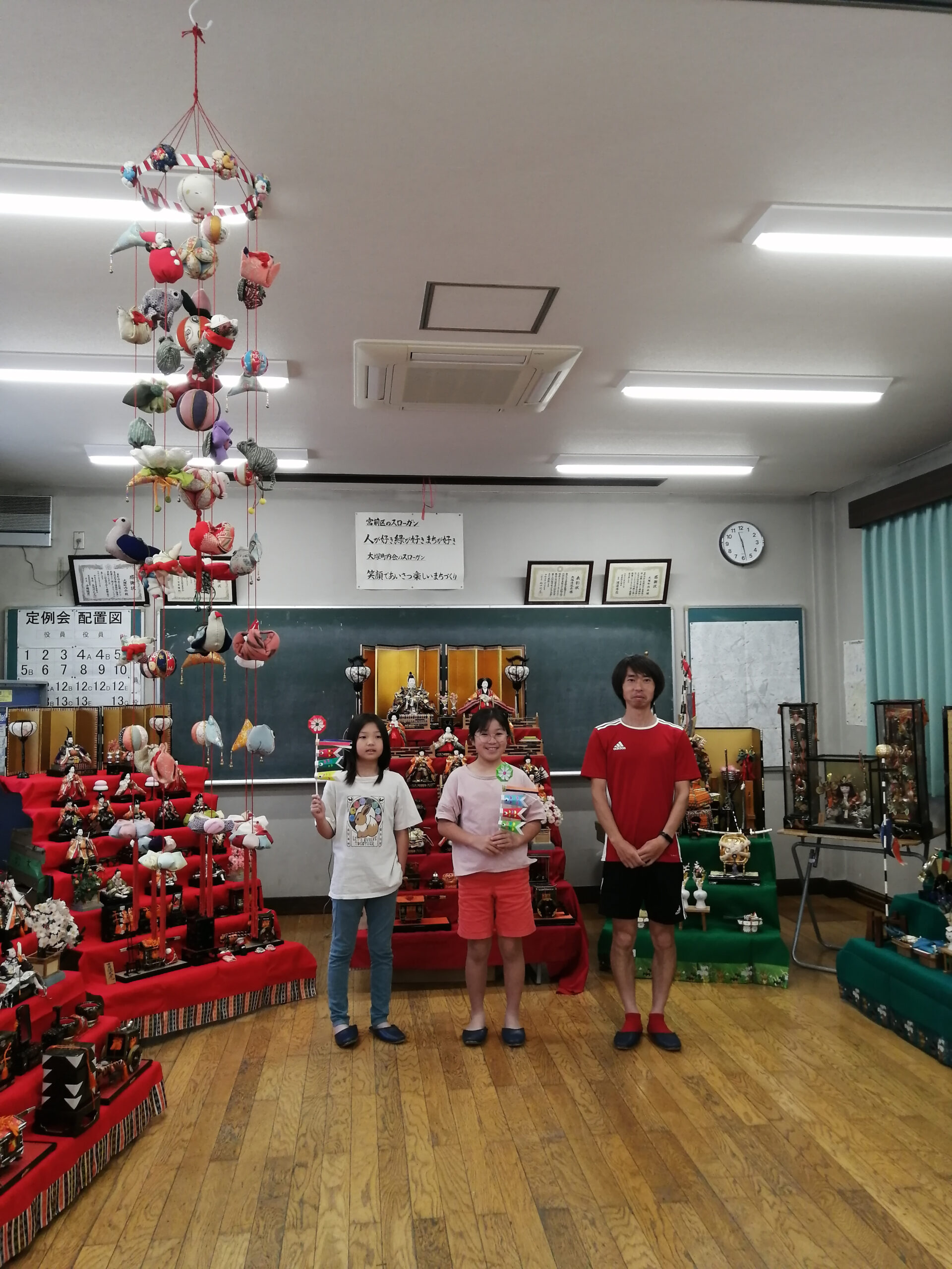 お雛様と五月人形お飾りと折り紙作り